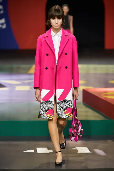 Look 66